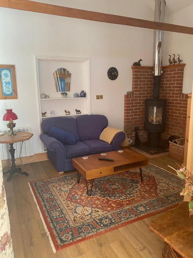 Beautiful Rural Self Contained Farm Annex Villa Hordle ภายนอก รูปภาพ